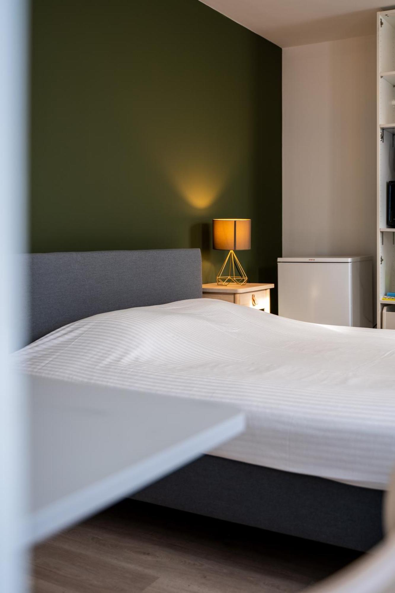 General Sixty-Seven By Romy&Travis Hotel บรูจส์ ภายนอก รูปภาพ