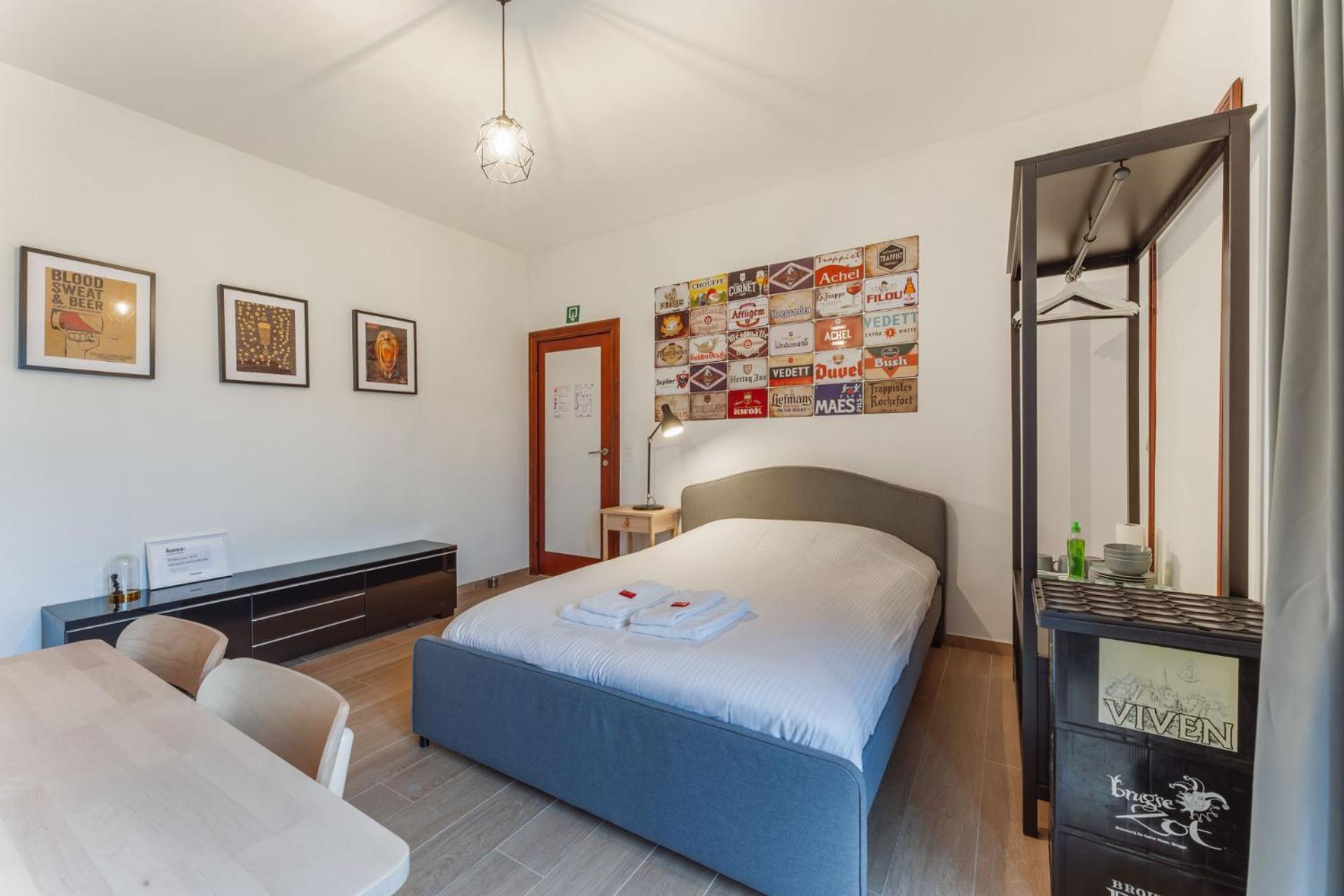 General Sixty-Seven By Romy&Travis Hotel บรูจส์ ภายนอก รูปภาพ