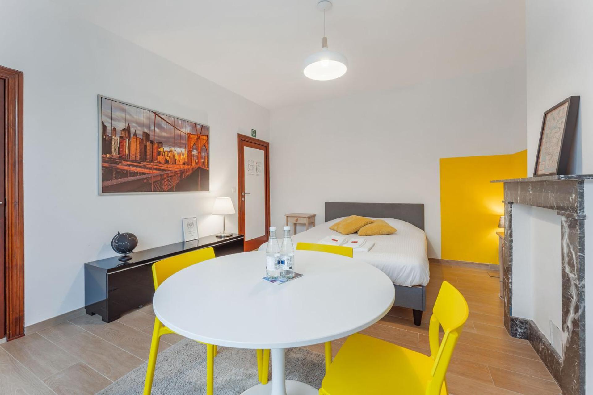 General Sixty-Seven By Romy&Travis Hotel บรูจส์ ภายนอก รูปภาพ
